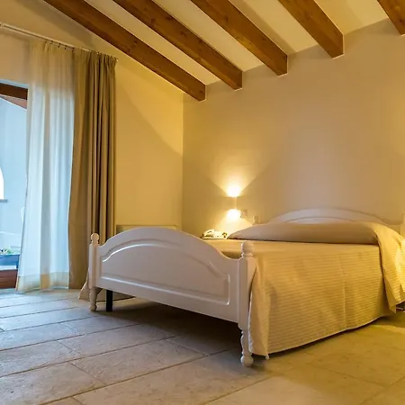 Masseria Martellotta Çiftlik konaklama *
